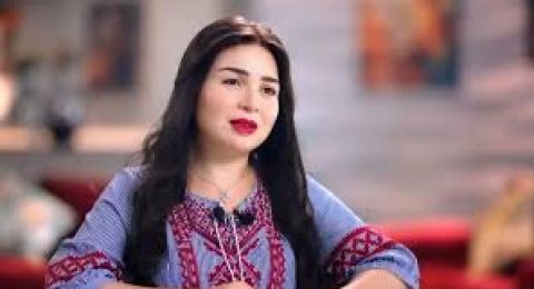 مي عز الدين تكشف معاناتها بعد وفاة والدتها وتوجّه رسالة شكر لياسمين عبد العزيز